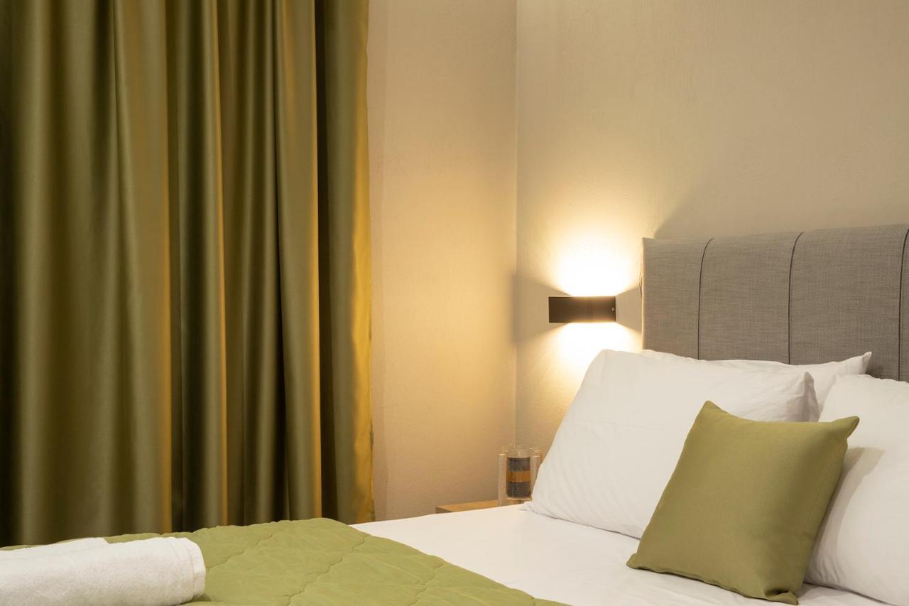 Olympus Suites Paralia Pantaleimonos Ngoại thất bức ảnh