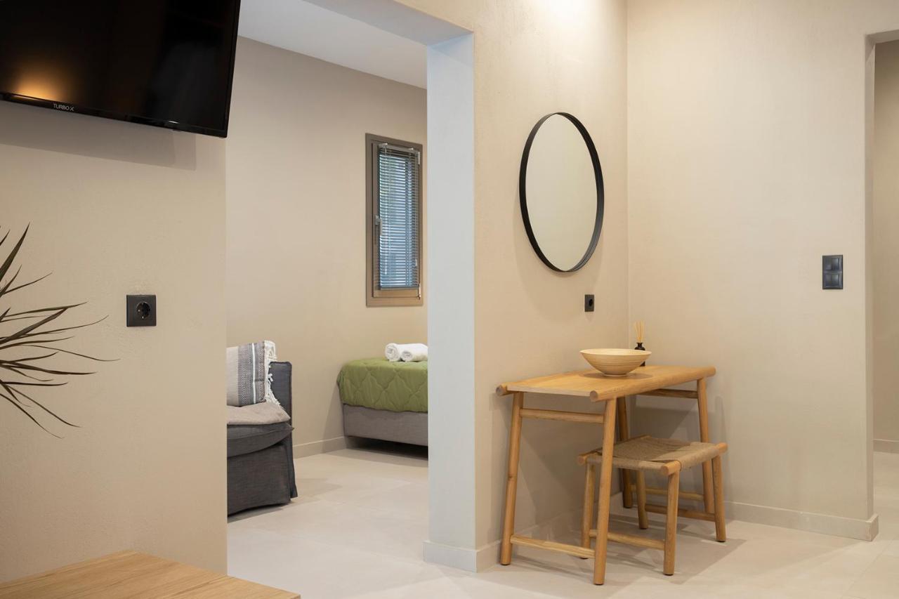 Olympus Suites Paralia Pantaleimonos Ngoại thất bức ảnh