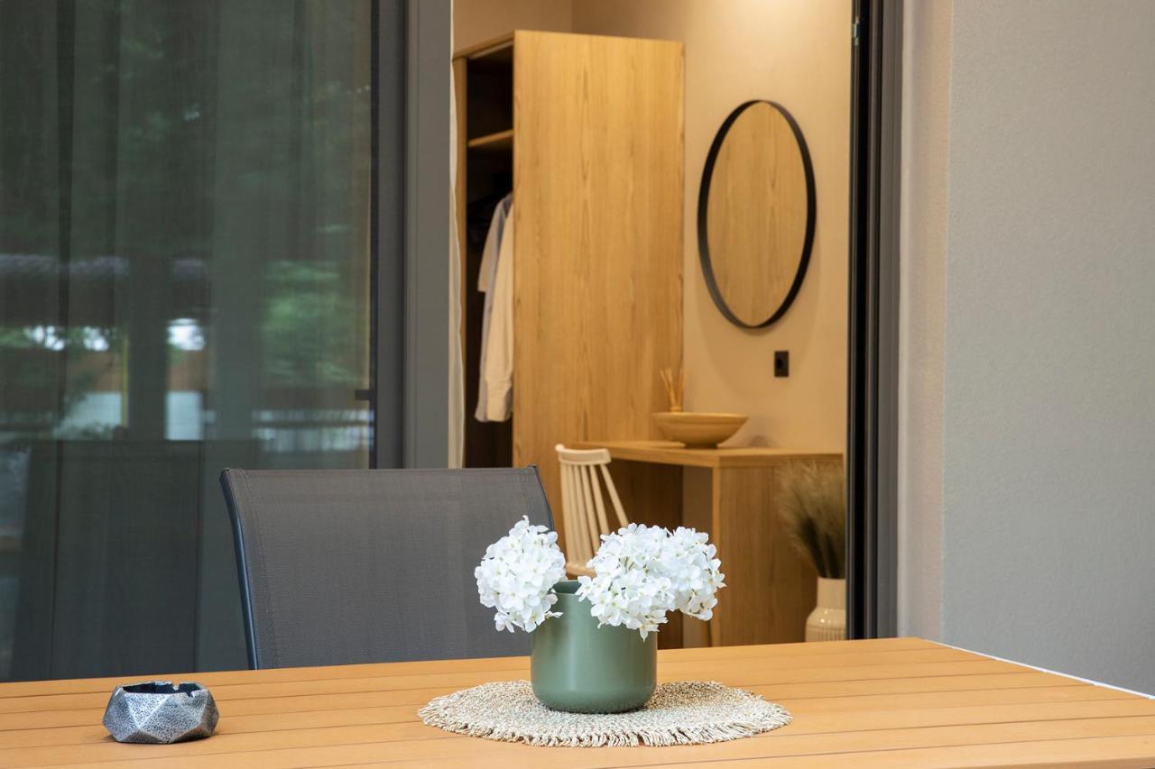 Olympus Suites Paralia Pantaleimonos Ngoại thất bức ảnh